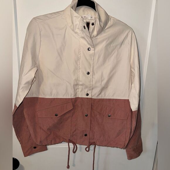 WOMENS BOUTIQUE LIGHT WEIGHT JACKET NEW - Picture 1 of 6